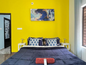 BeachHaus 2 - 10MinCliff AC 2BHK flat in 4BHK House